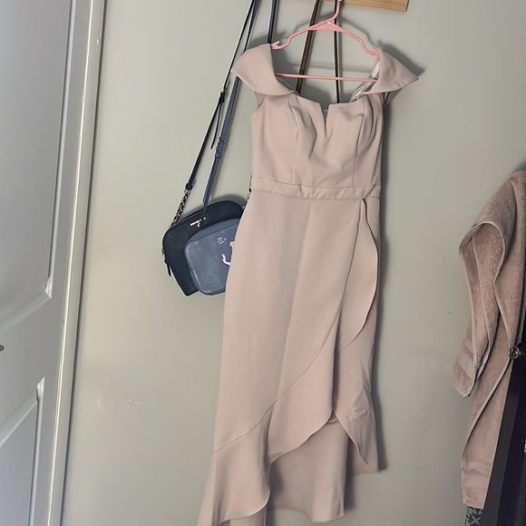 Color-Taupe-Size 4 - Picture 3 of 3